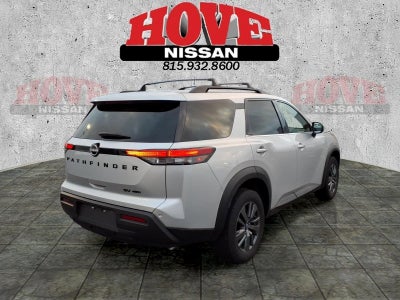 2023 Nissan Pathfinder SV