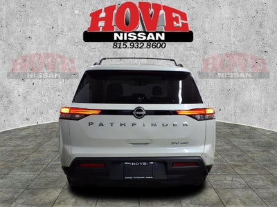 2023 Nissan Pathfinder SV