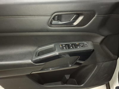 2023 Nissan Pathfinder SV