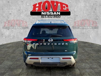 2025 Nissan Pathfinder SL