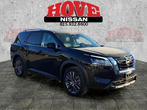 2022 Nissan Pathfinder SL