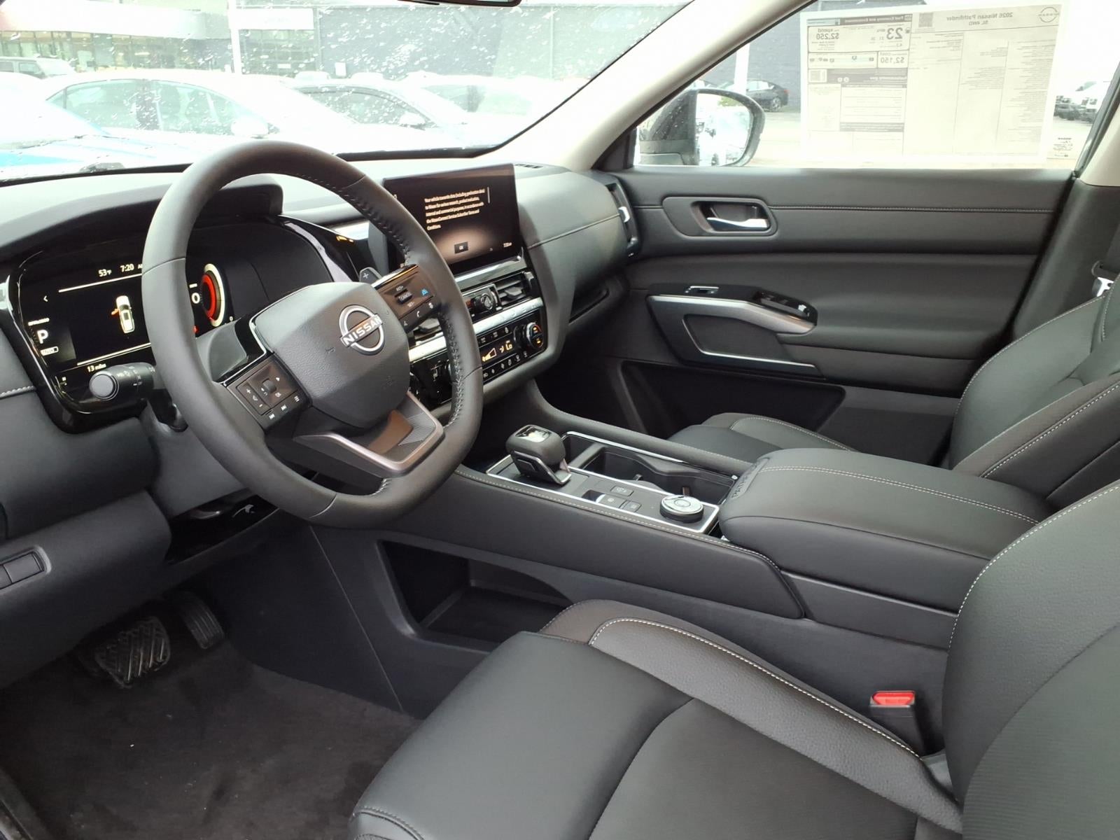 2026 Nissan Pathfinder SL