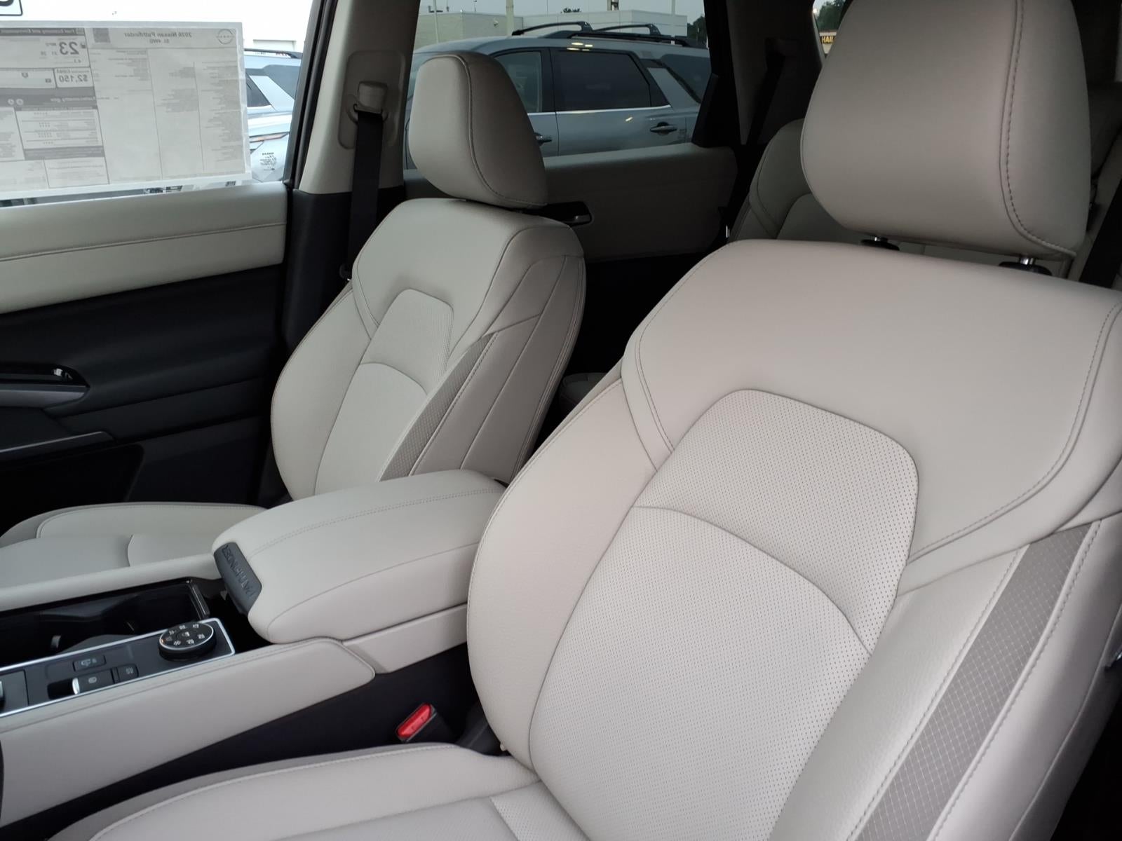 2026 Nissan Pathfinder SL