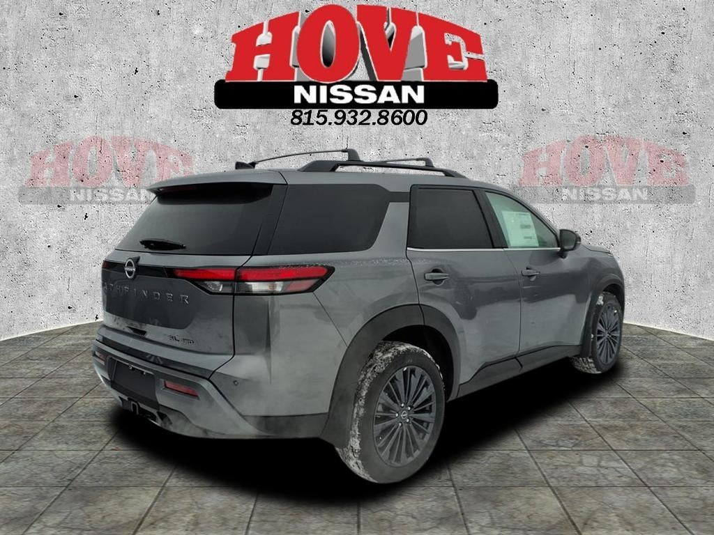 2026 Nissan Pathfinder SL