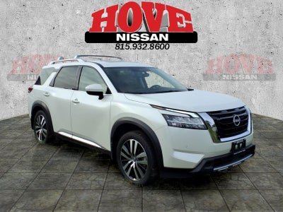 2023 Nissan Pathfinder Platinum