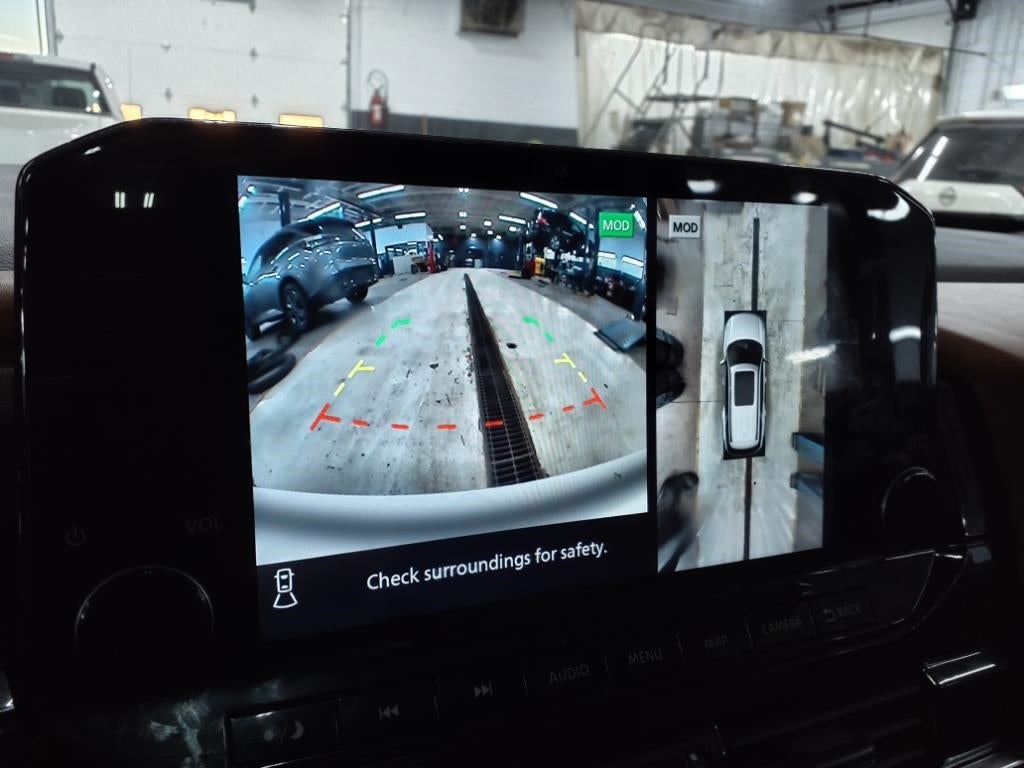 2023 Nissan Pathfinder Platinum