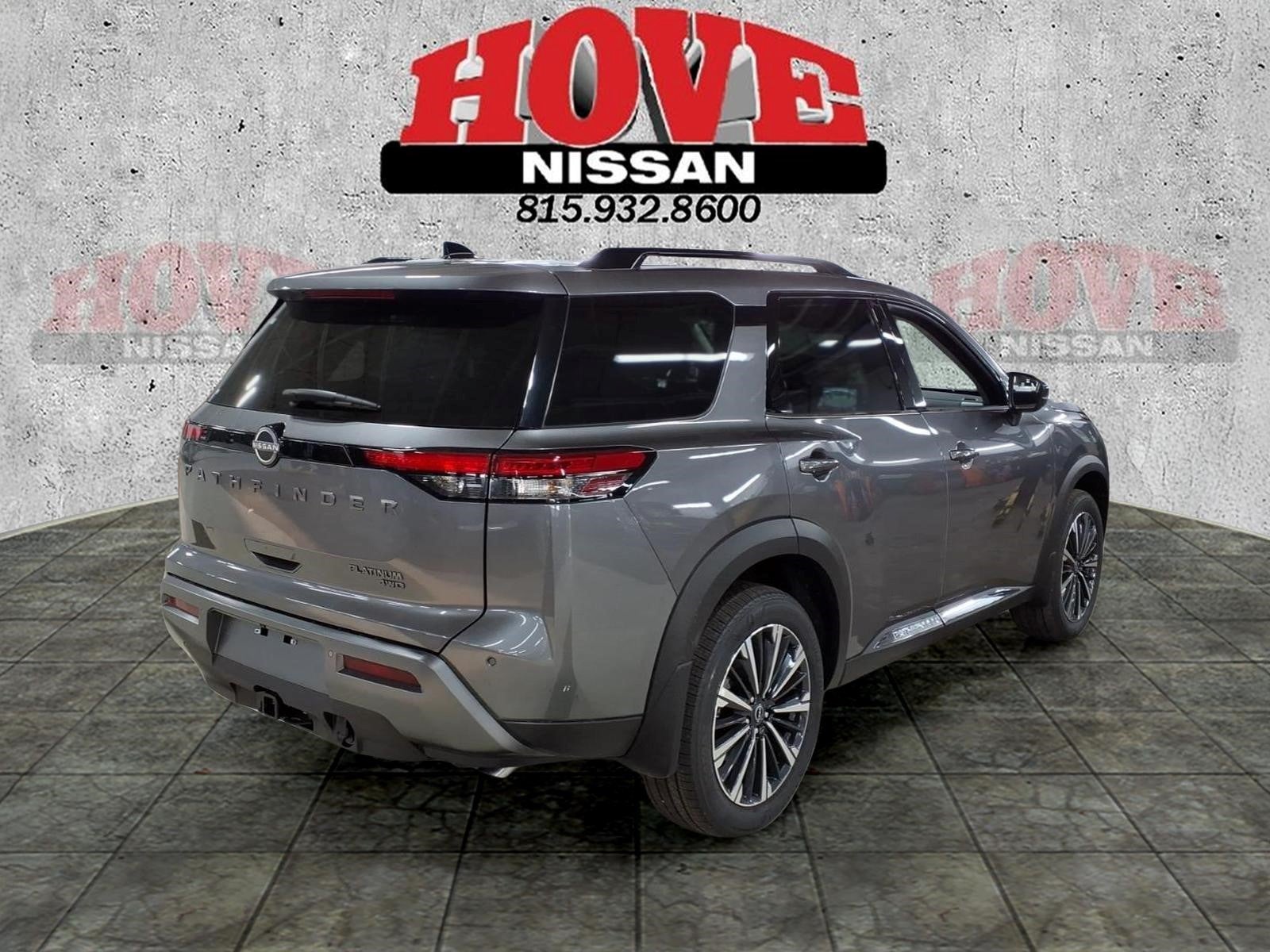 2026 Nissan Pathfinder Platinum