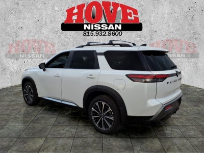 2026 Nissan Pathfinder Platinum