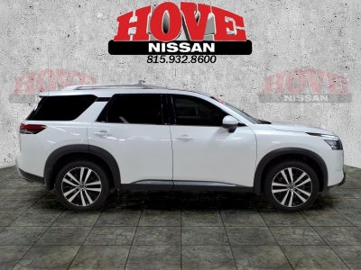 2025 Nissan Pathfinder Platinum