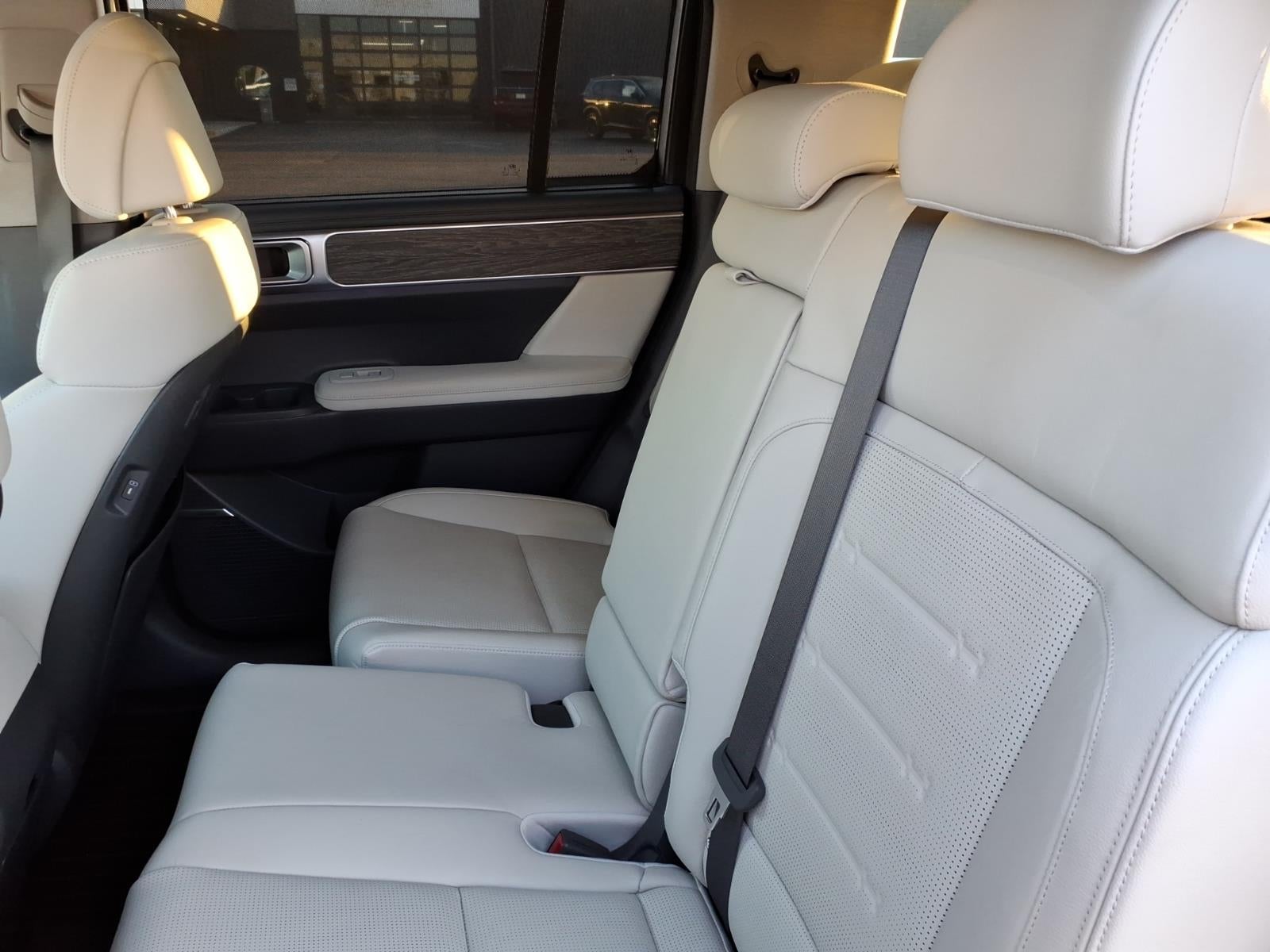 2025 Hyundai SANTA FE Limited