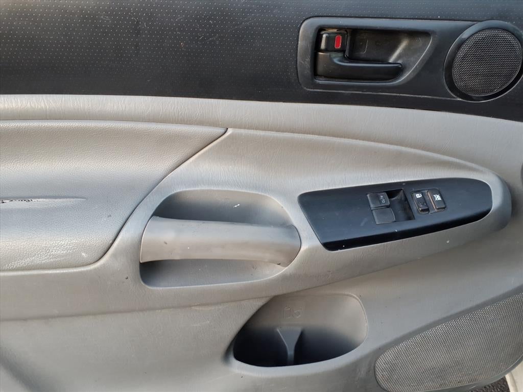 2015 Toyota Tacoma Base