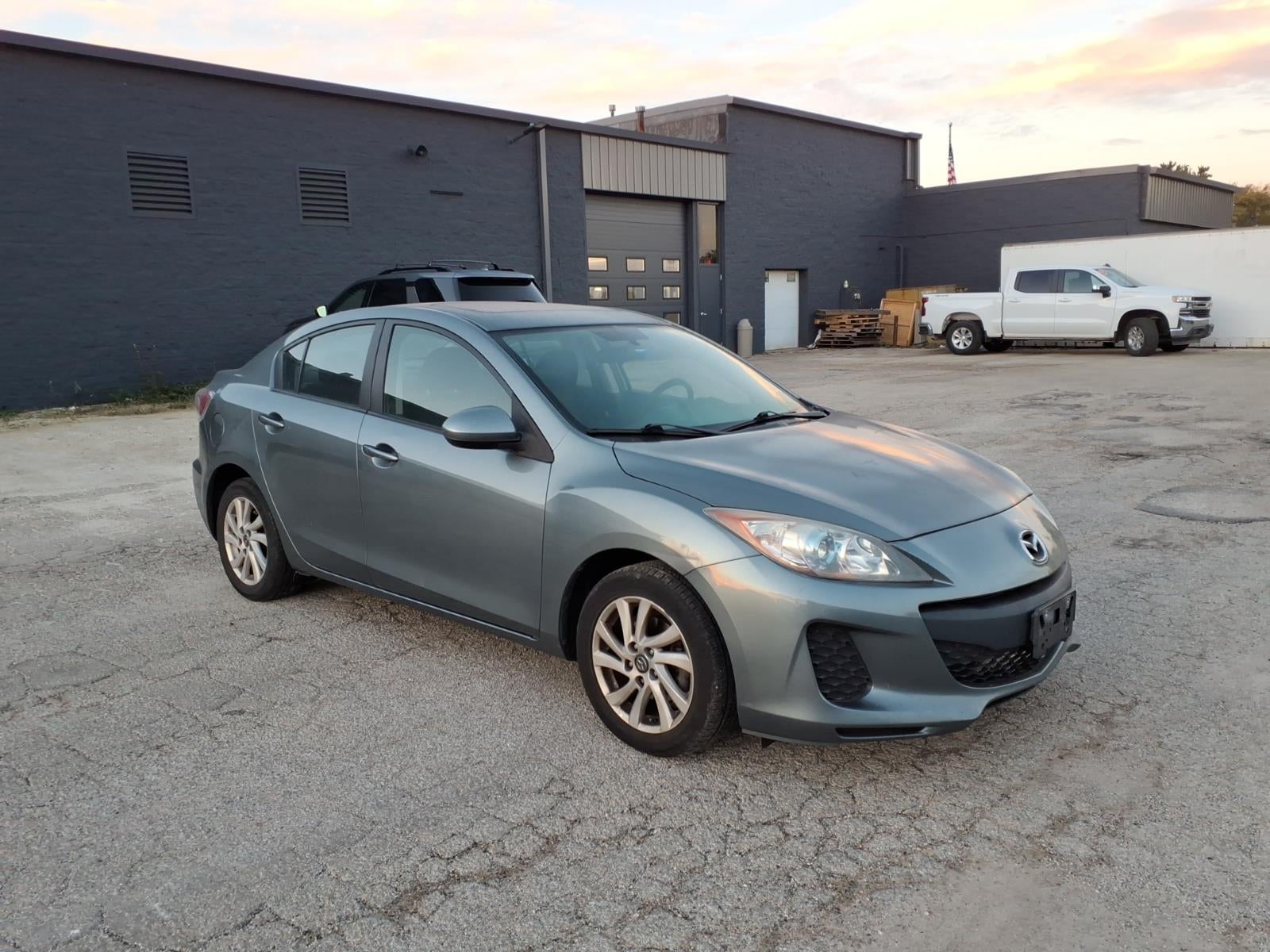 2013 Mazda Mazda3 i Touring