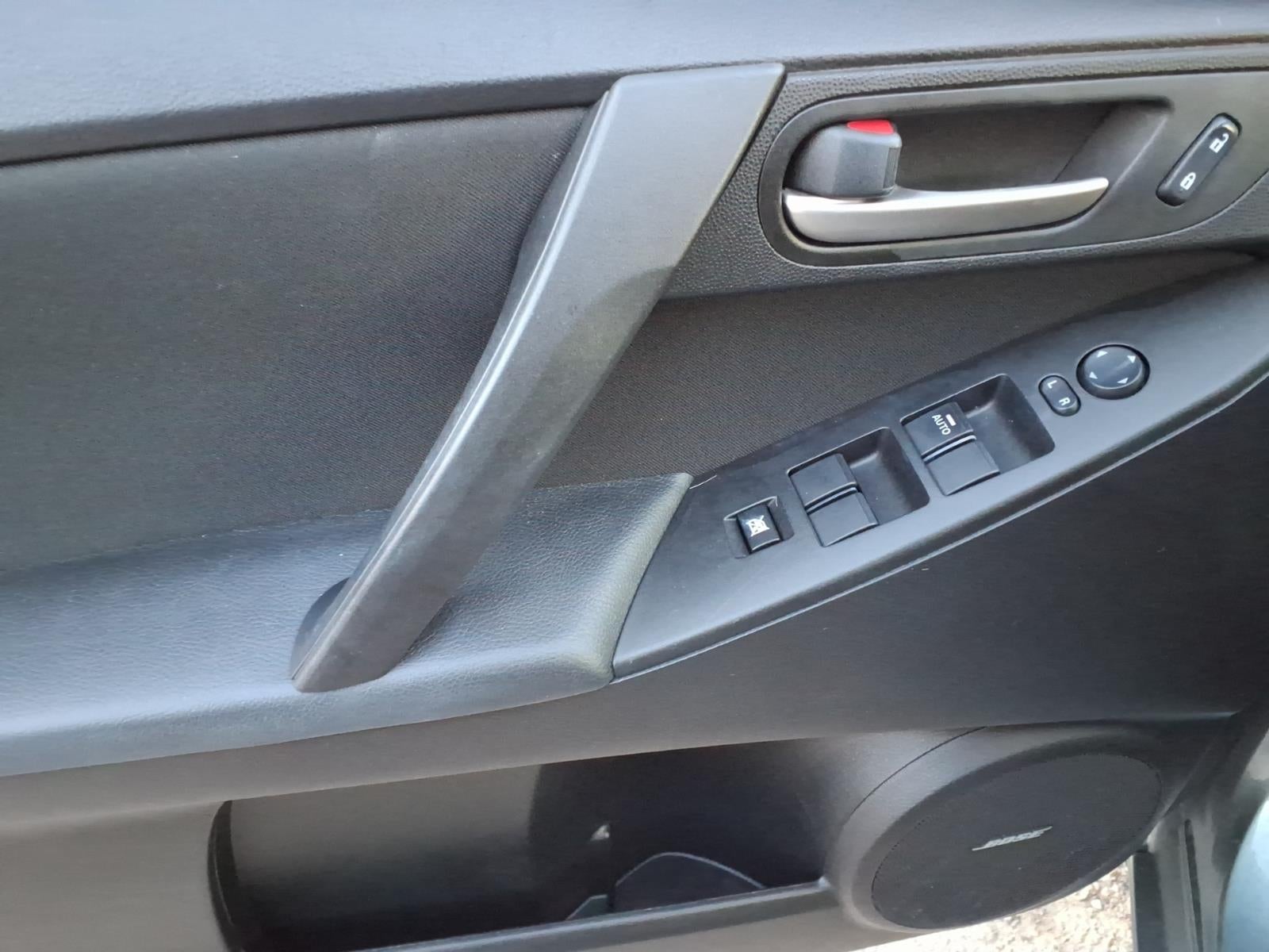 2013 Mazda Mazda3 i Touring