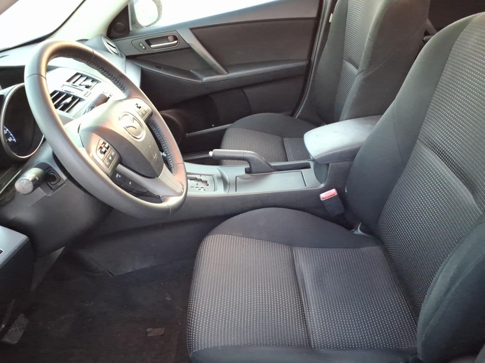 2013 Mazda Mazda3 i Touring