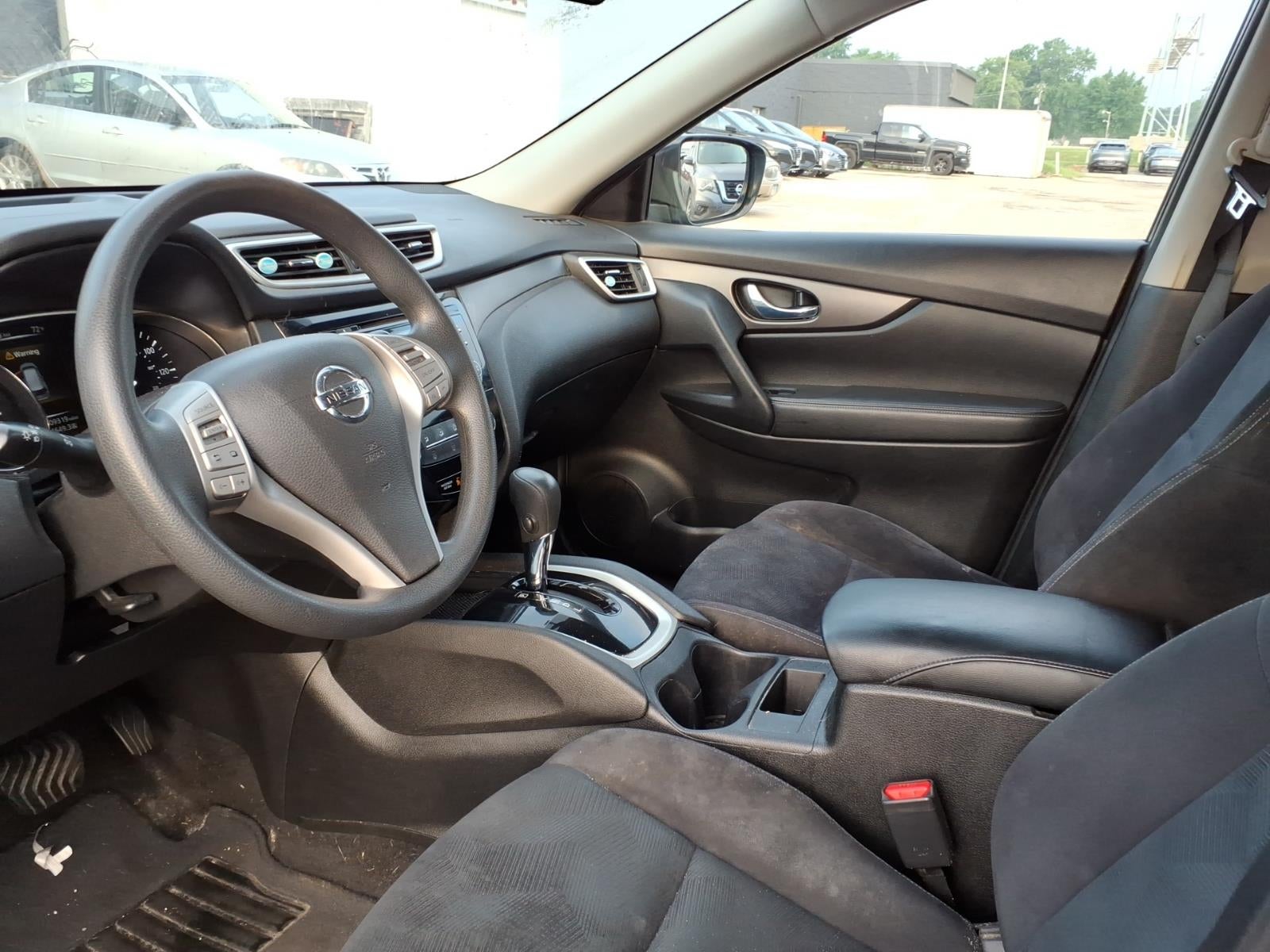 2016 Nissan Rogue S