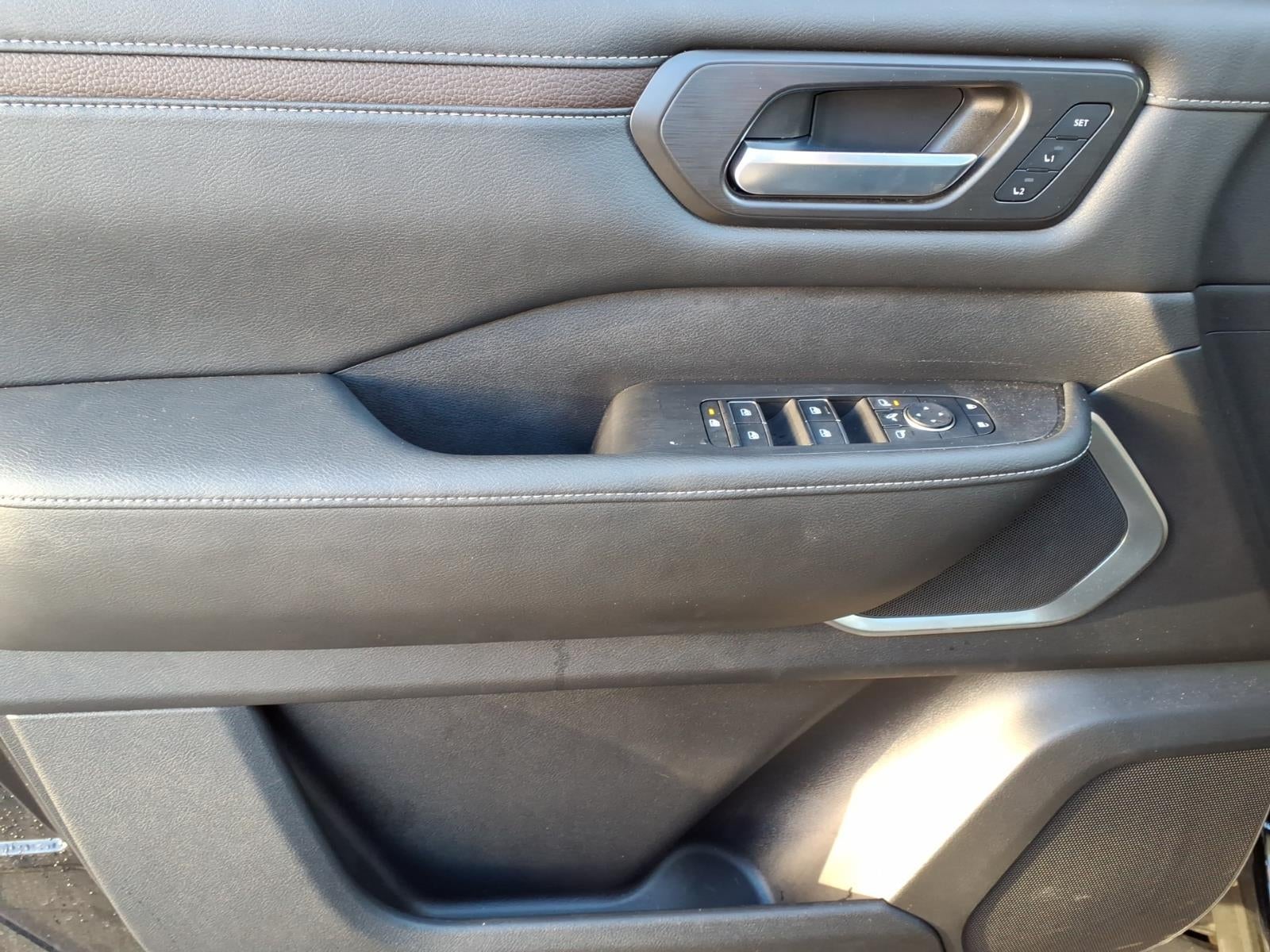 2025 Nissan Armada Platinum