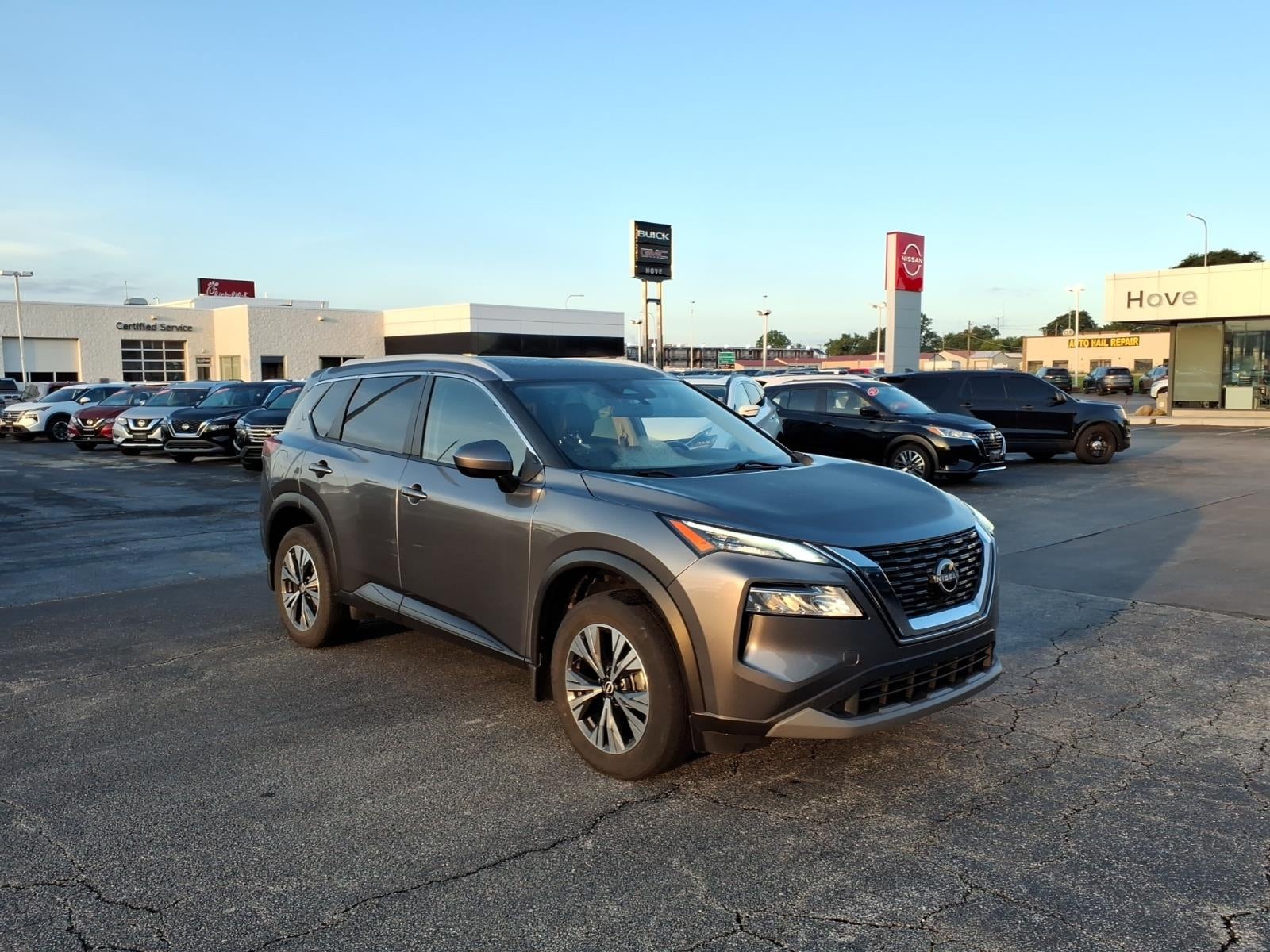 2023 Nissan Rogue SV