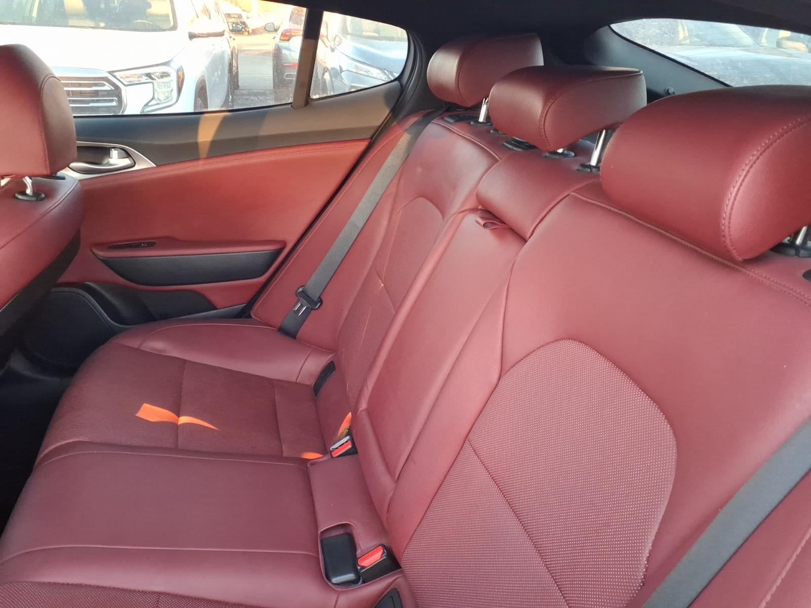 2022 Kia Stinger GT1