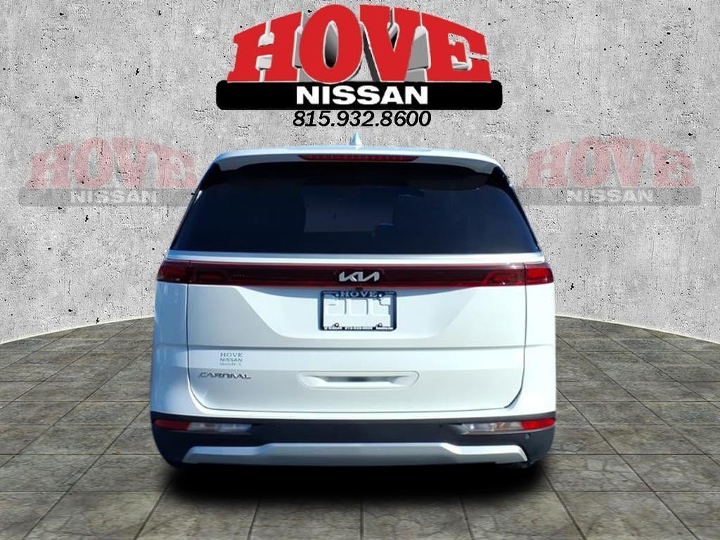 2024 Kia Carnival LX