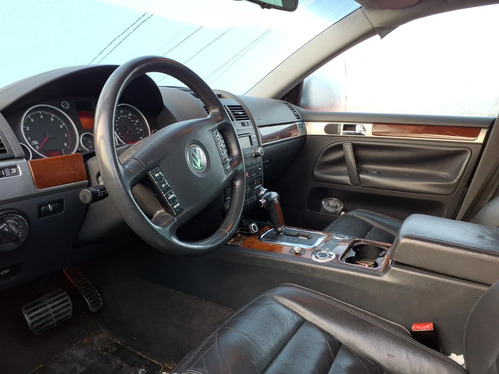 2005 Volkswagen Touareg V8