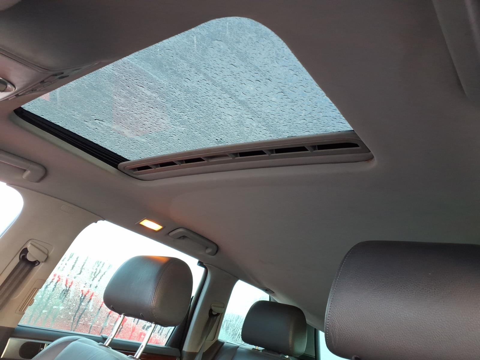 2005 Volkswagen Touareg V8